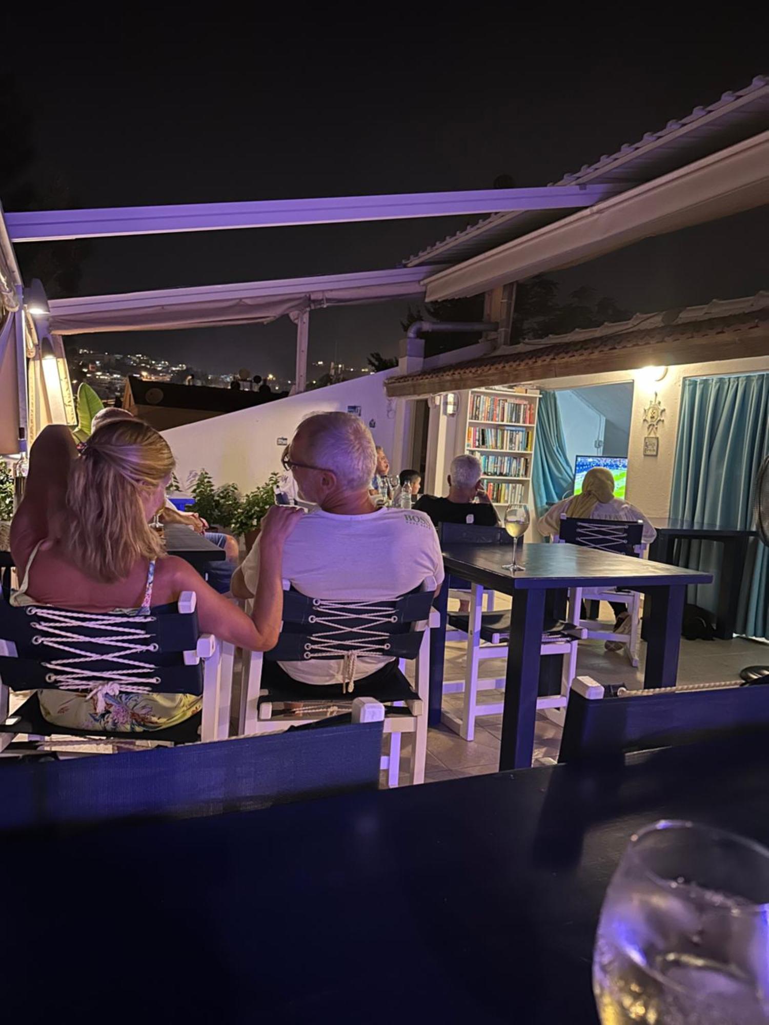 The White House Kalkan Buitenkant foto