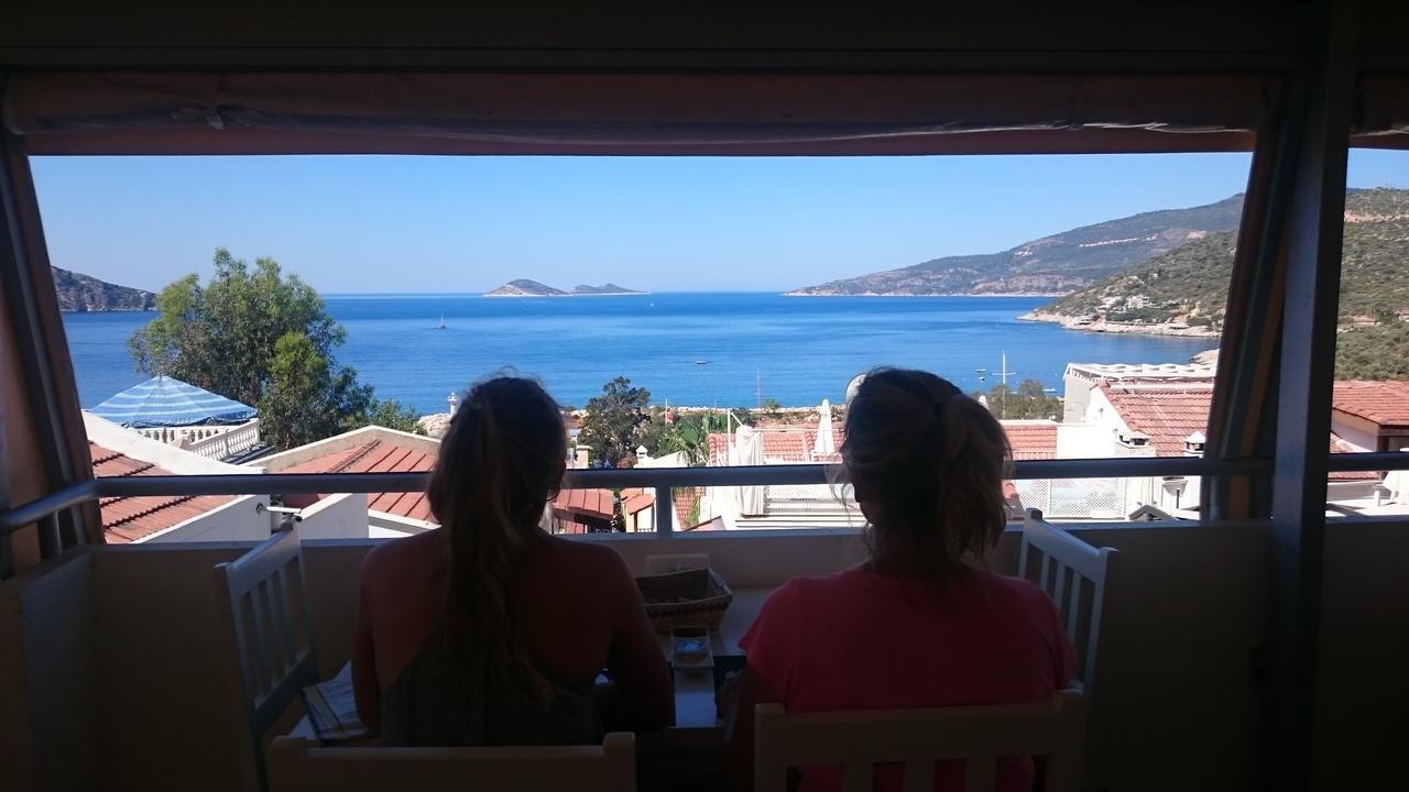 The White House Kalkan Buitenkant foto